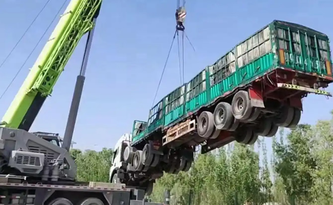 汉寿道路脱困救援案例